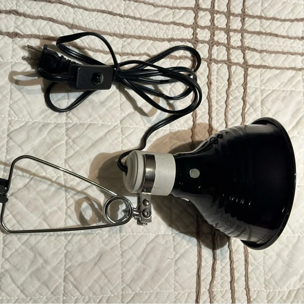 Fluker's Repta-Clamp Lamp, 5.5” | includes 2 bulbs (uvb and basking bulbs) |